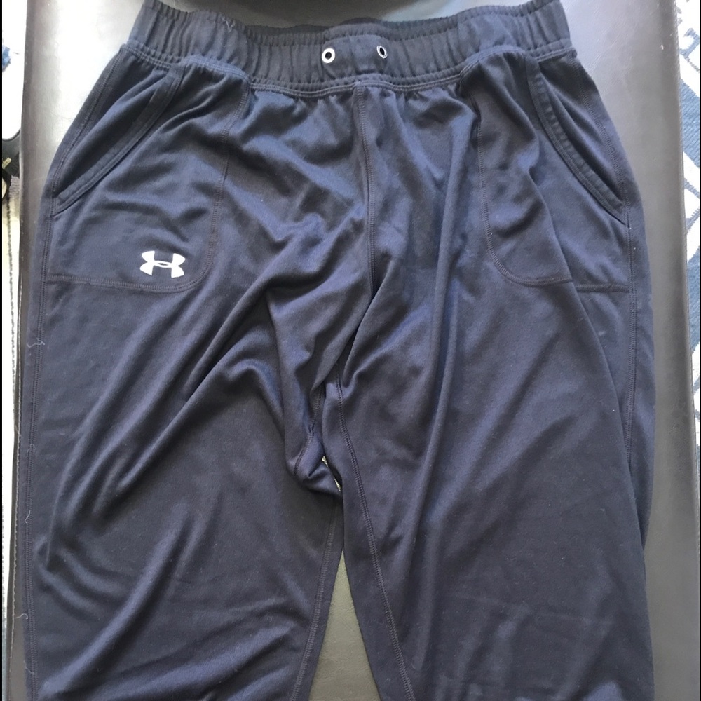 Capris - Picture 2 of 3